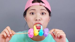 Mukbang Marshmallow 무지개 마시멜로우 먹방 DONA 도나 [upl. by Llenyaj]