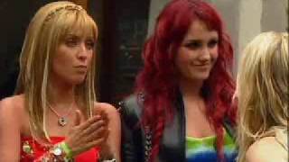 Enfrentamiento entre Mia y Roberta VS Sol y Veronica  Rebelde  RBD [upl. by Sybley]